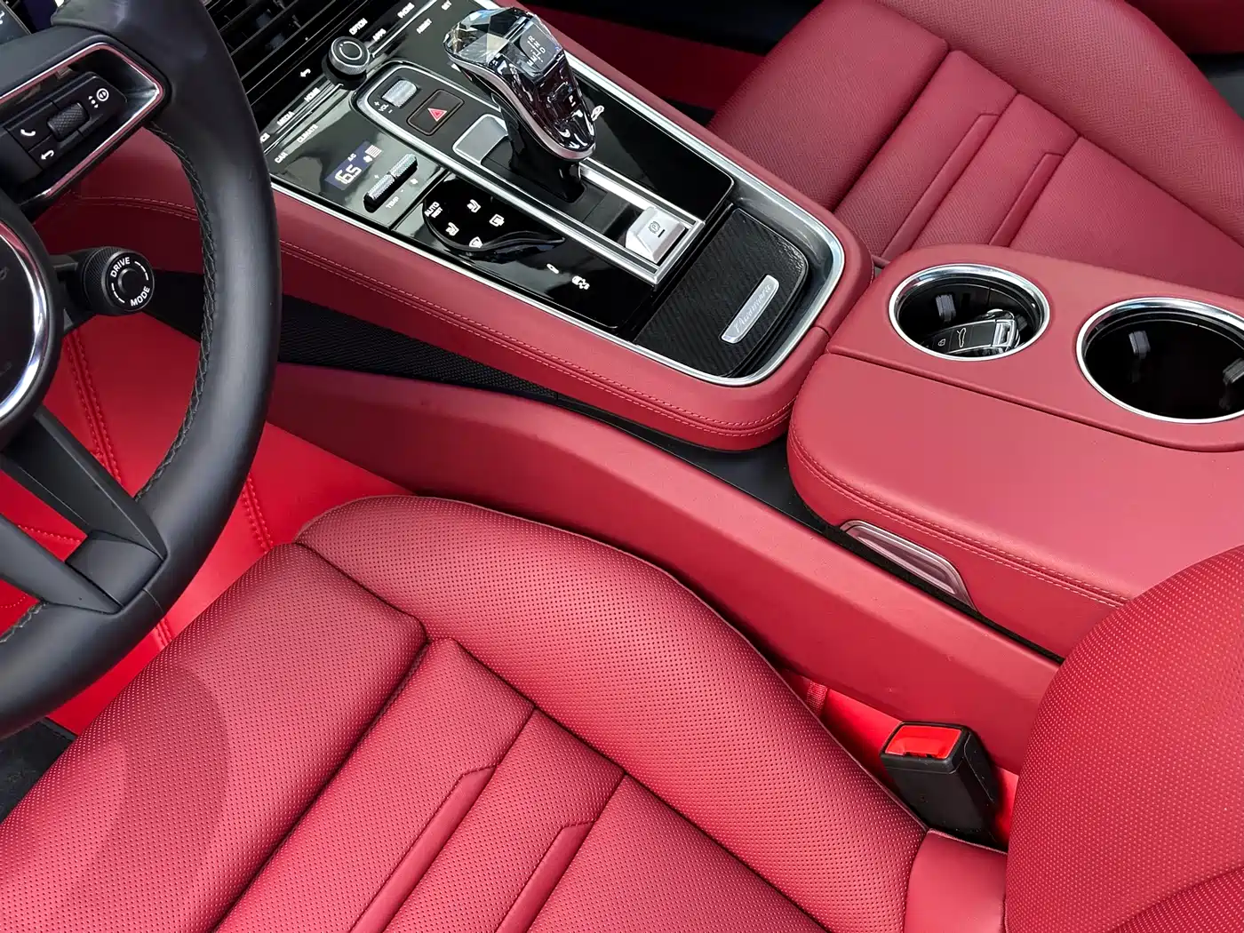Porsche Panamera 2023 Panamera Executive Long Wheelbase Platinum Edition 2.9T фото 17