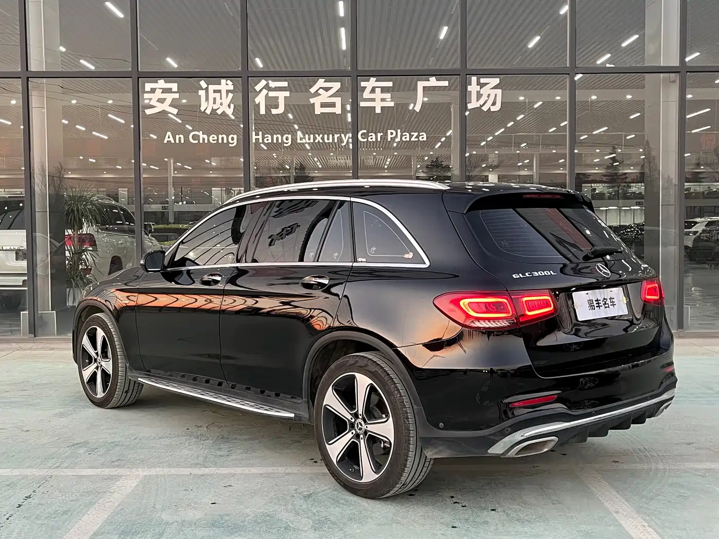 Mercedes-Benz GLC 2022 GLC 300 L 4MATIC Dynamic Collector's Edition фото 18