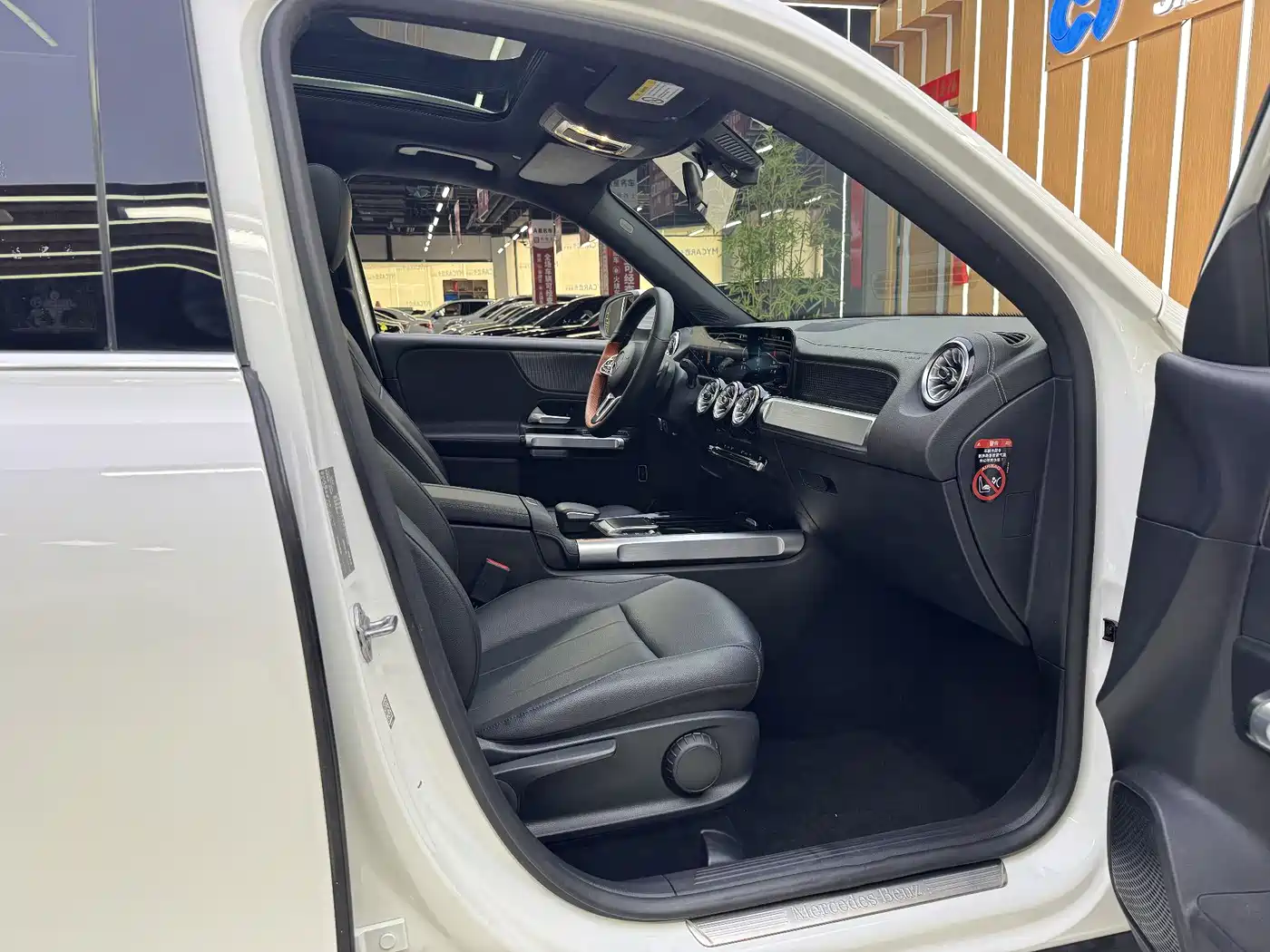 Mercedes-Benz GLB 2022 GLB 220 Dynamic фото 9