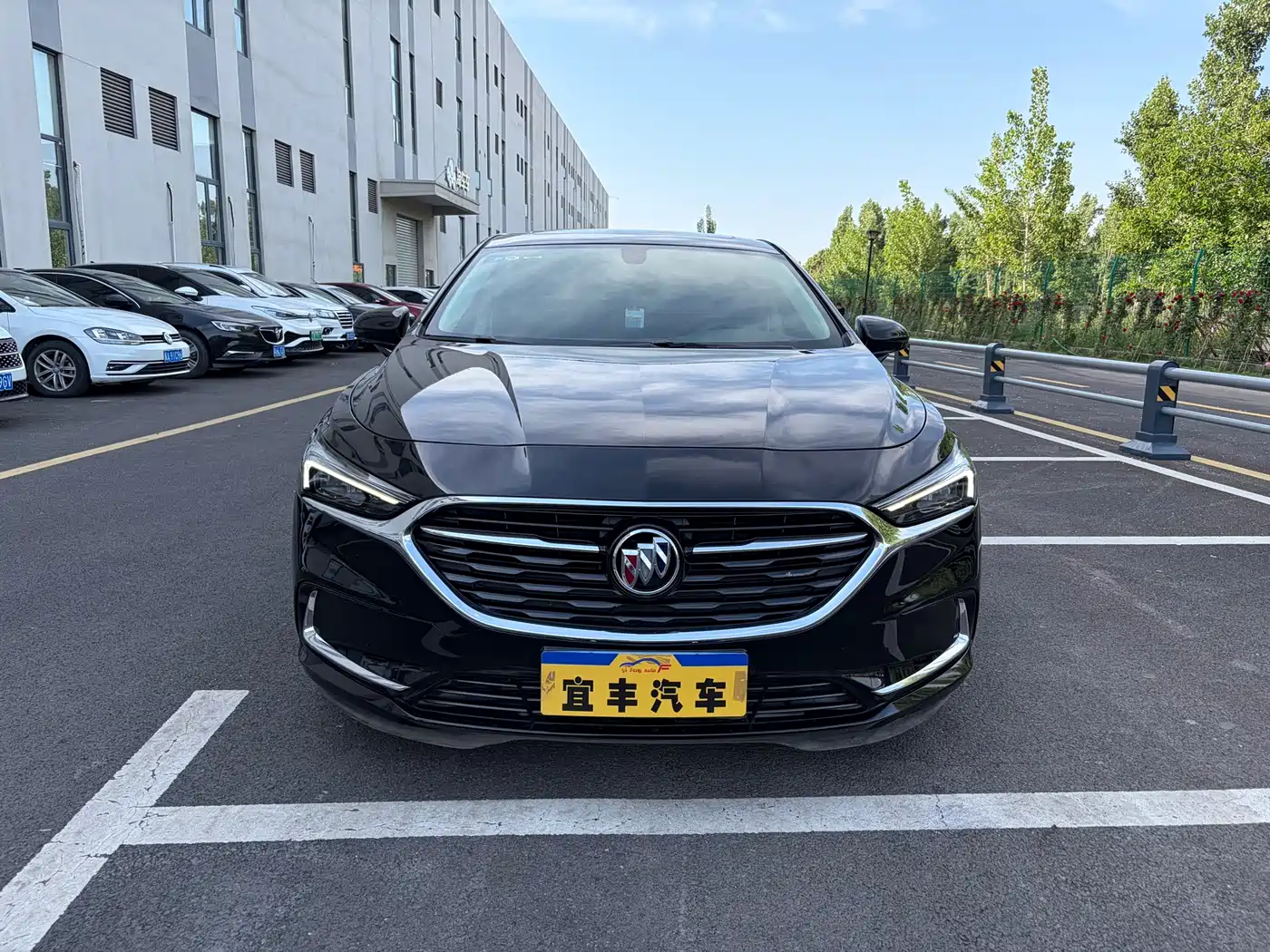 Buick LaCrosse 2019 28T Elite Edition фото 2