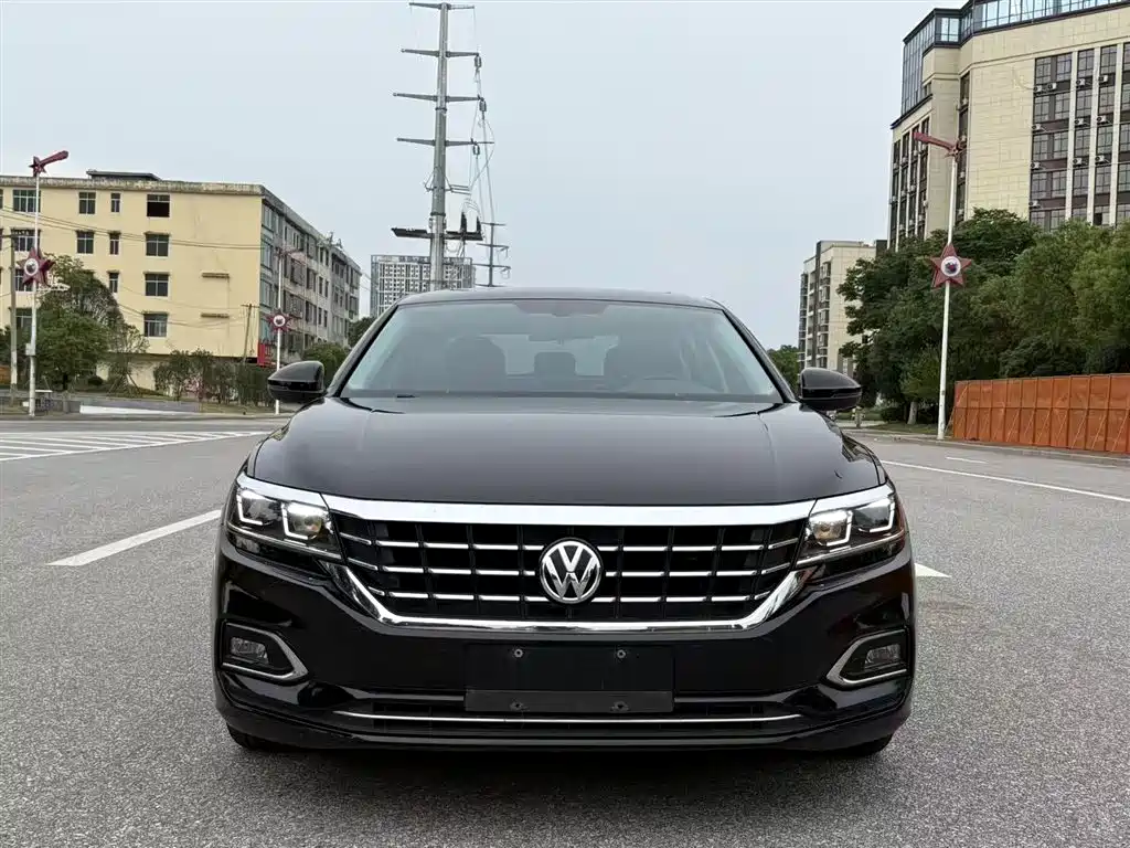 Volkswagen Passat 2019 330TSI Elite Version China VI фото 3