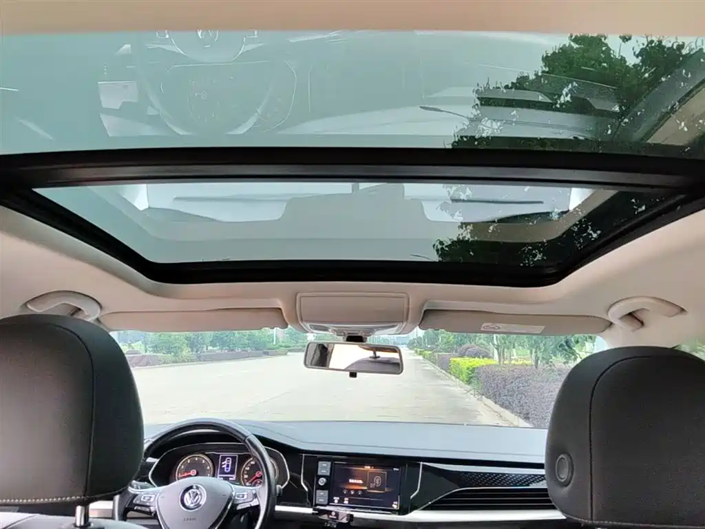 Volkswagen Passat 2019 330TSI Elite Version China VI фото 18