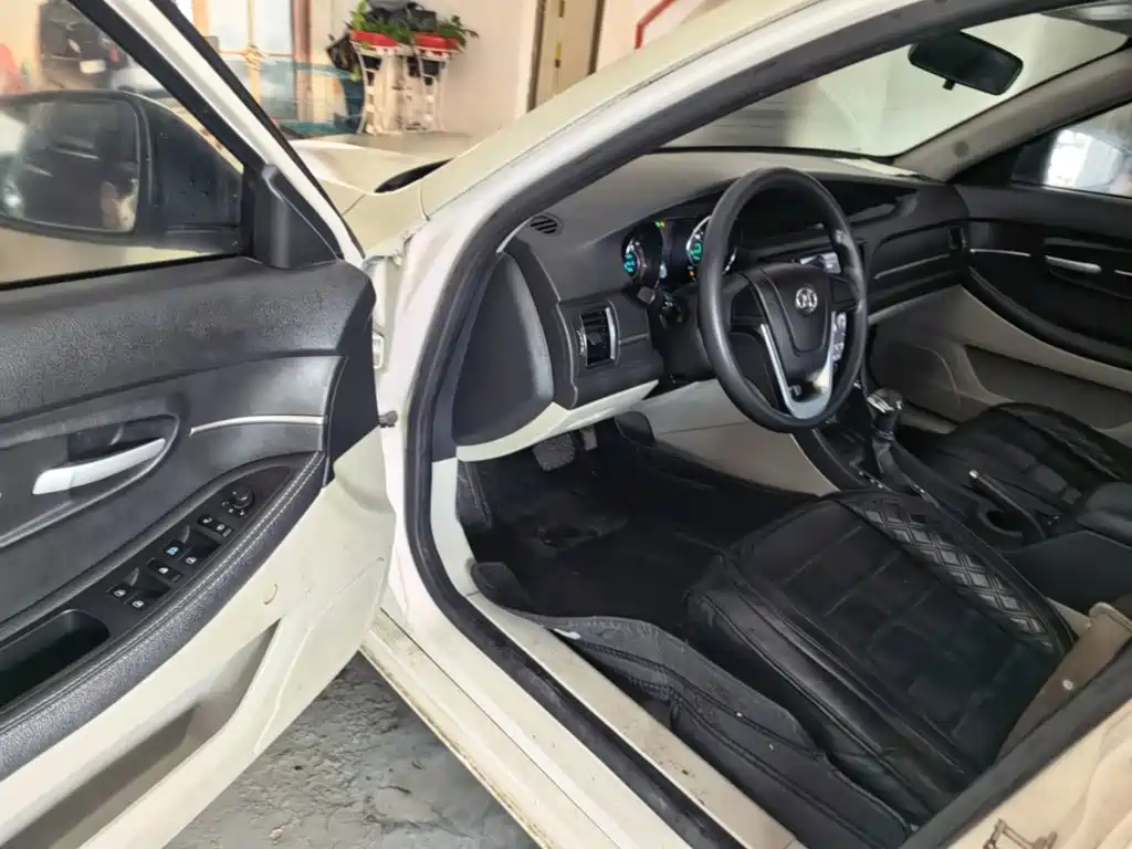 BAIC Senova D50 2016 2014 1.5L CVT Standard
