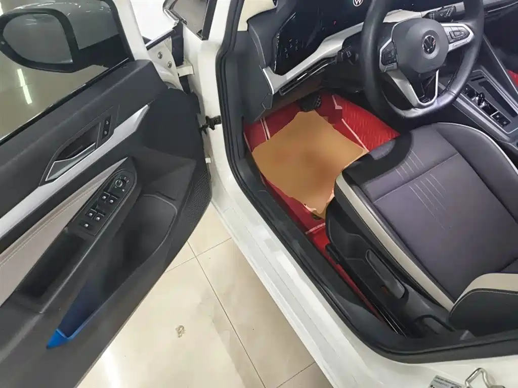 Volkswagen Golf 2021 280TSI DSG Pro фото 16