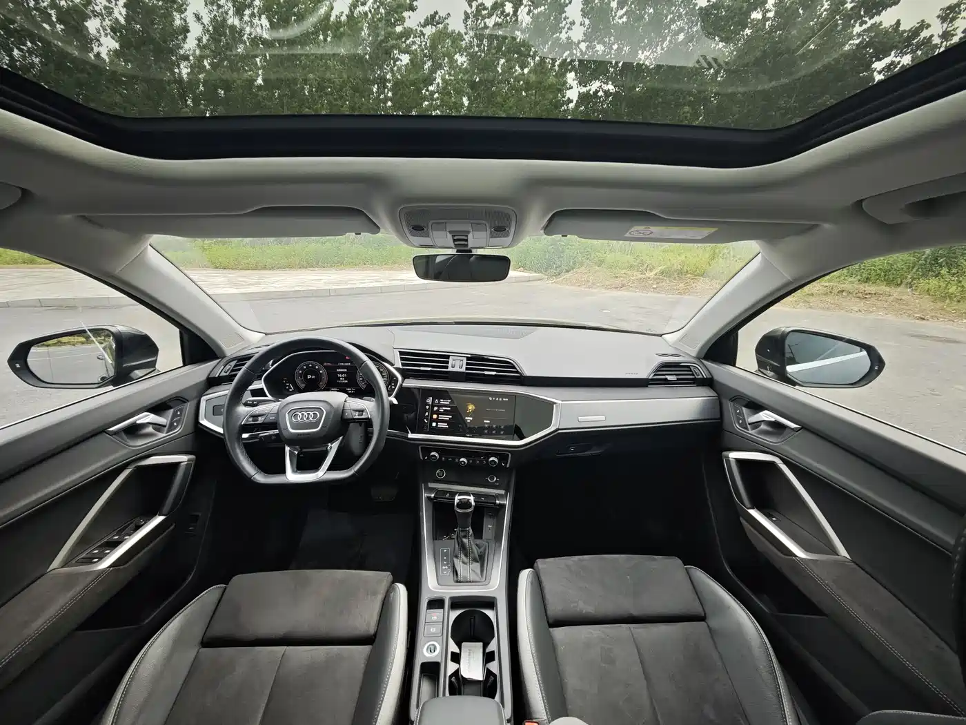 Audi Q3 2023 35 TFSI Fashion Dynamic (1.4T) фото 10