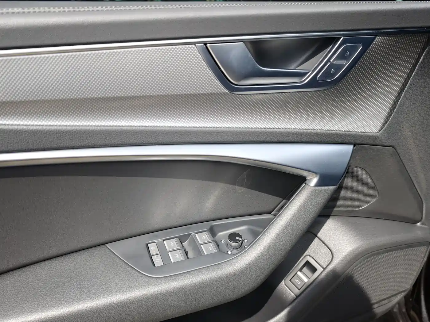 Audi A6L 2025 Model Year Facelift 45 TFSI Premium Sport фото 5