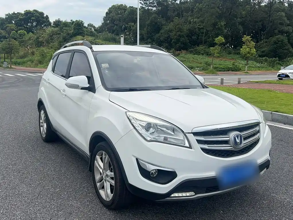 Changan CS35 2017 2016 1.6L Automatic Luxury Model China V