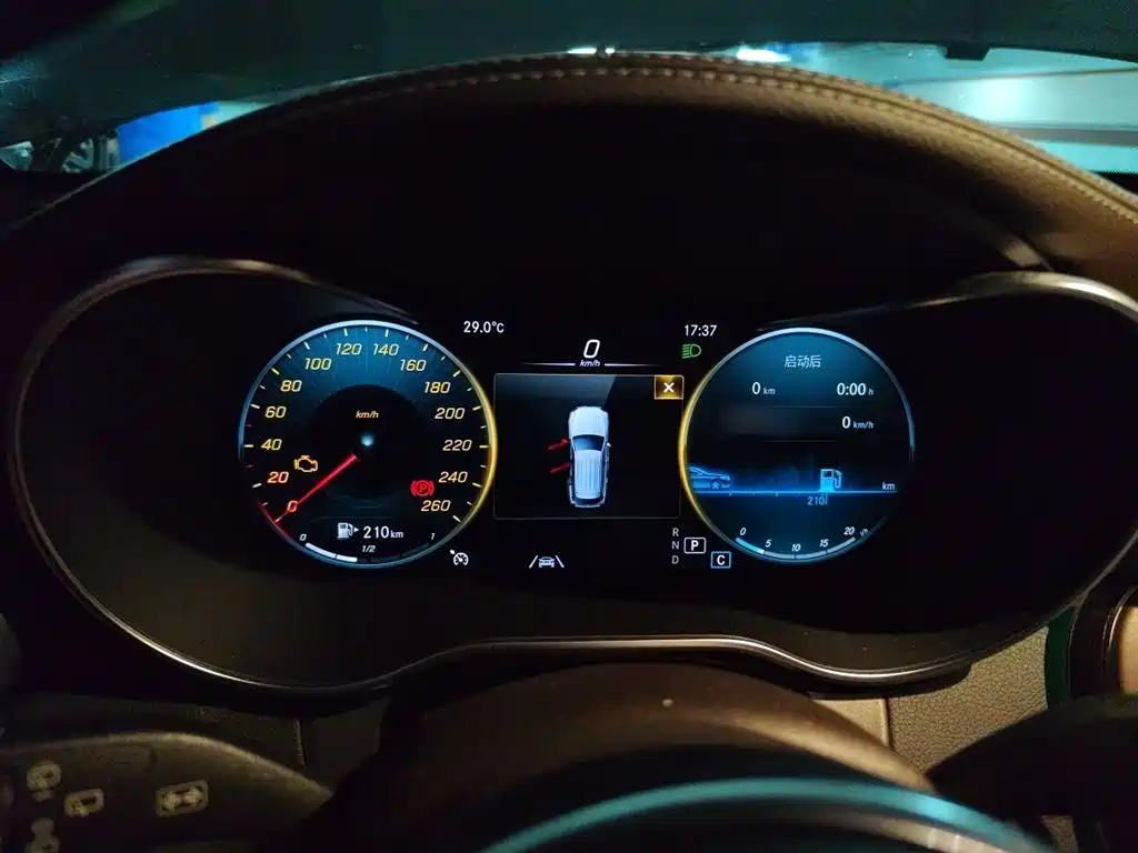 Mercedes-Benz GLC 2020 GLC 300 L 4MATIC Dynamic фото 4