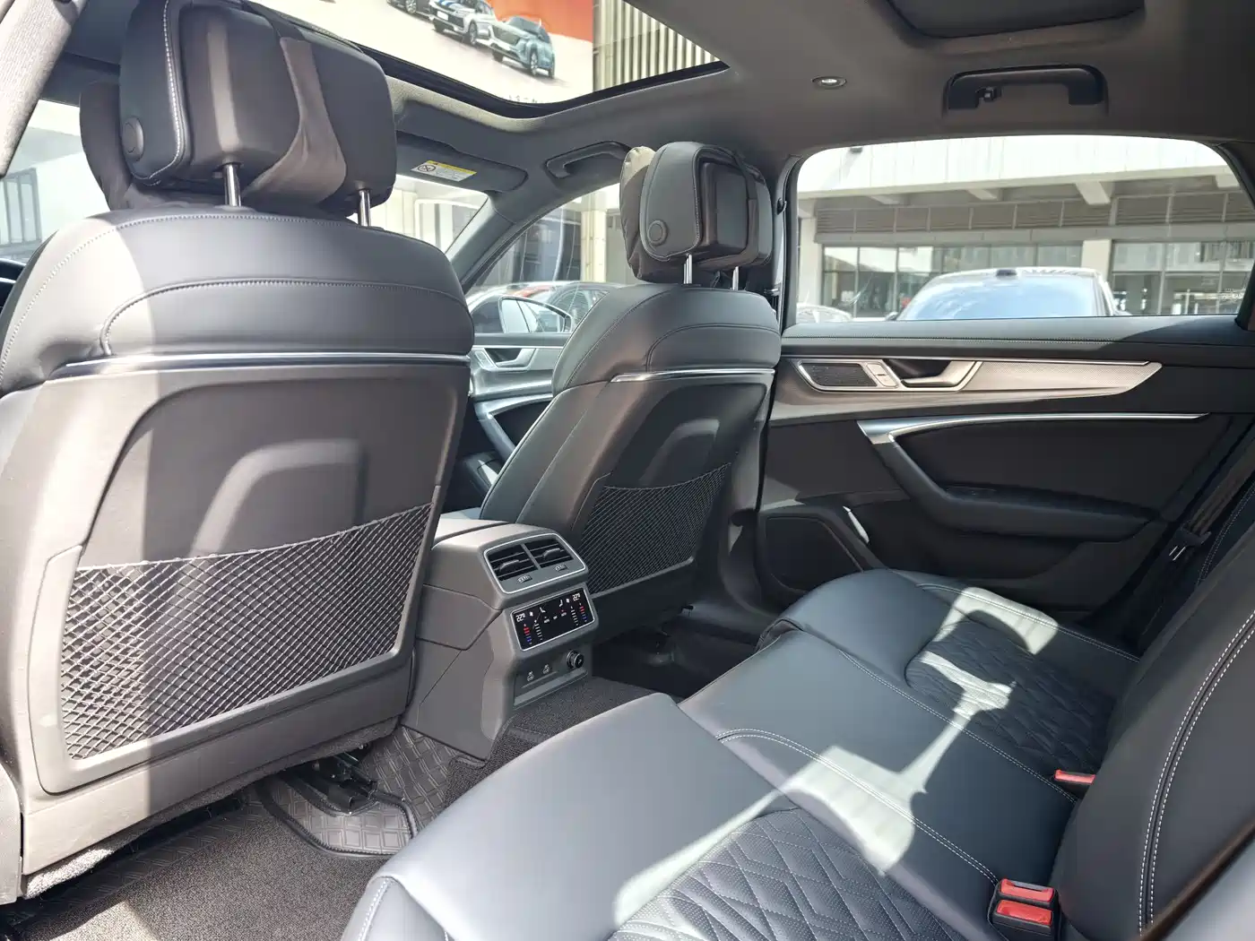 Audi A6L 2025 Model Year Facelift 45 TFSI Premium Sport фото 15