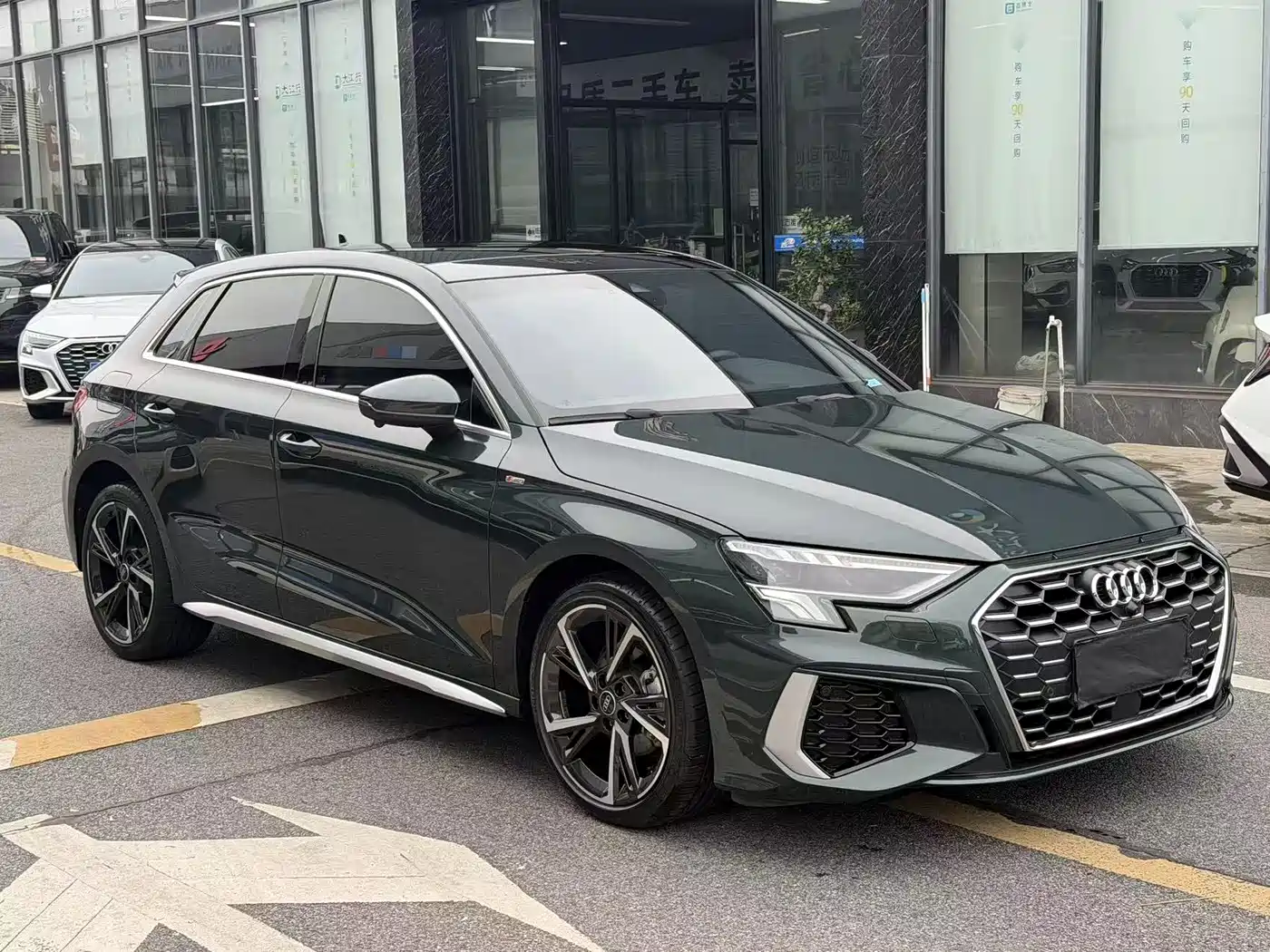 Audi A3 2023 Sportback 35 TFSI Fashion Sport фото 4