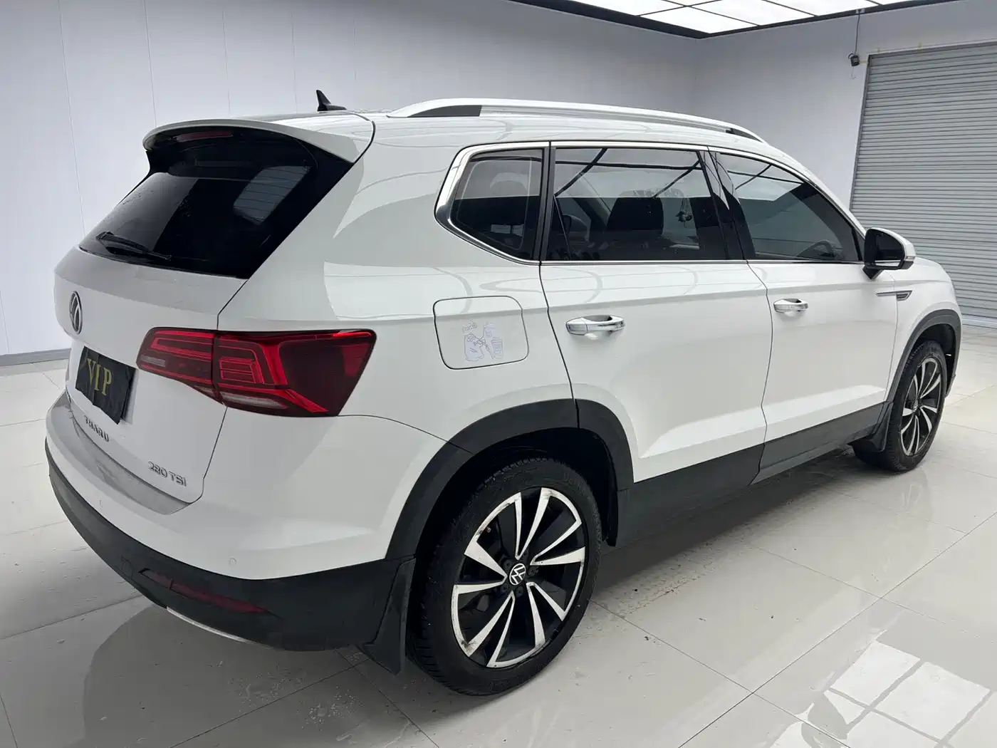 Volkswagen Tharu 2022 280TSI FWD Luxury Edition фото 4