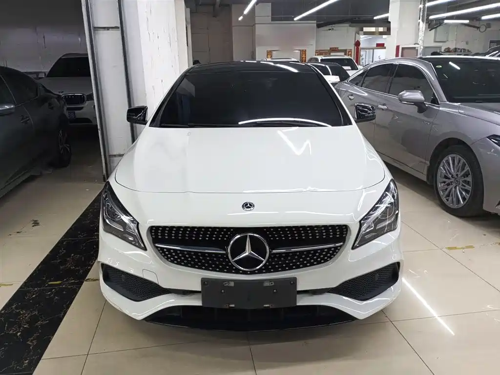 Mercedes-Benz CLA (Import) 2017 Facelift CLA 220 4MATIC фото 3