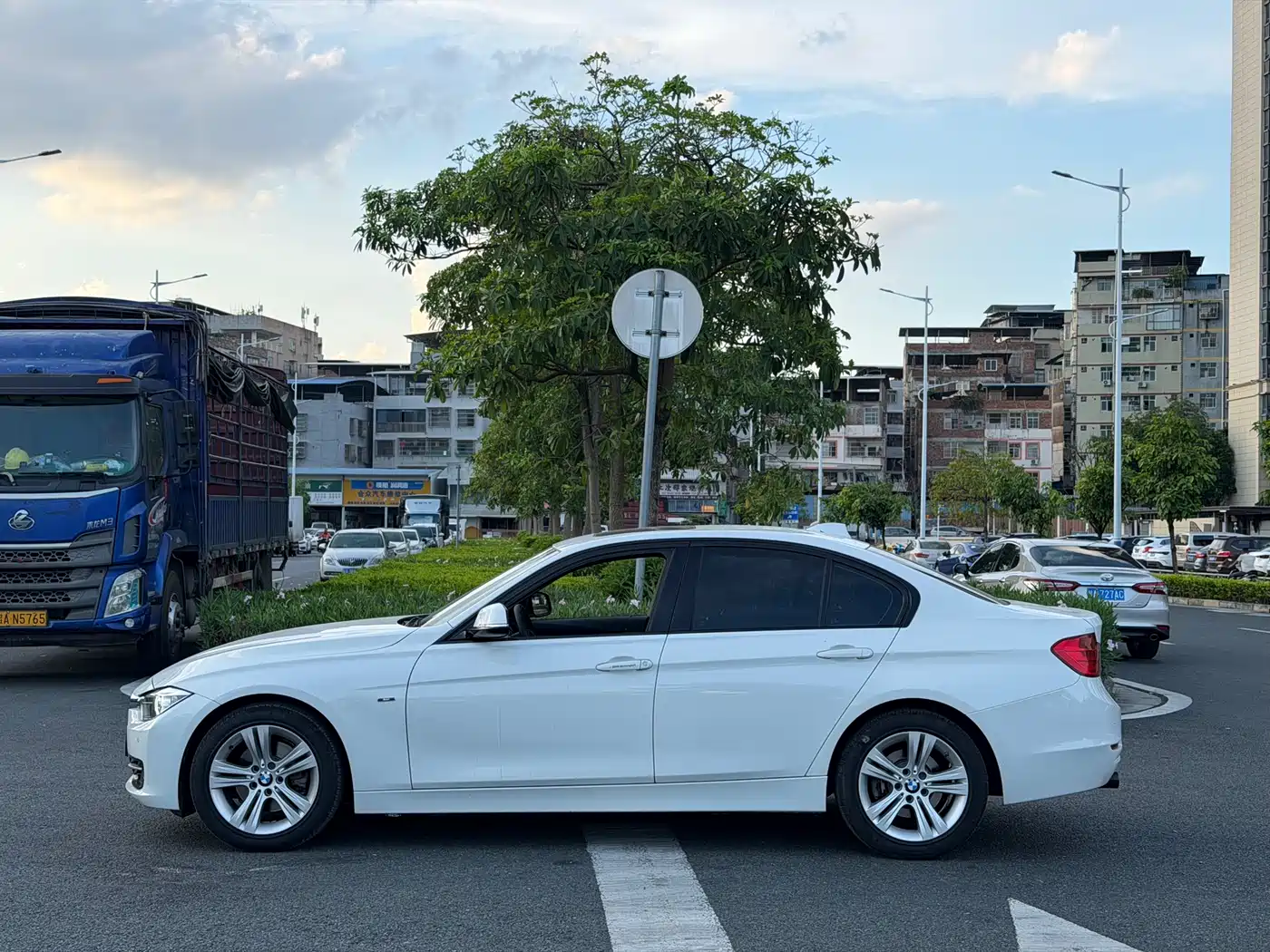 BMW 3 Series 2014 320i Sport Design Package фото 13
