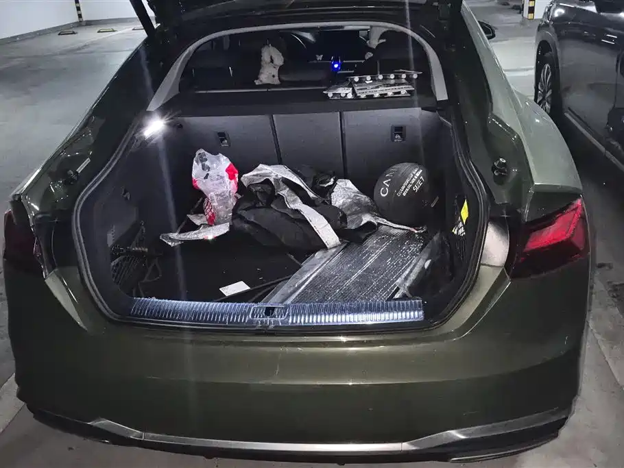 Audi A5 (Import) 2022 Sportback 40 TFSI Fashion Dynamic фото 4