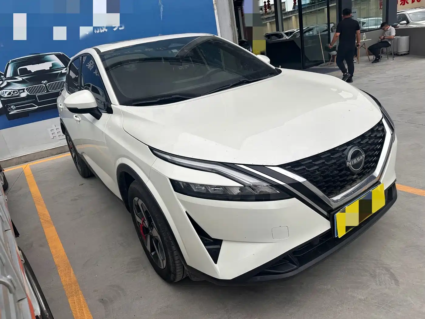 Nissan Qashqai 2023 Model 1.3T CVT Luxury Edition 3