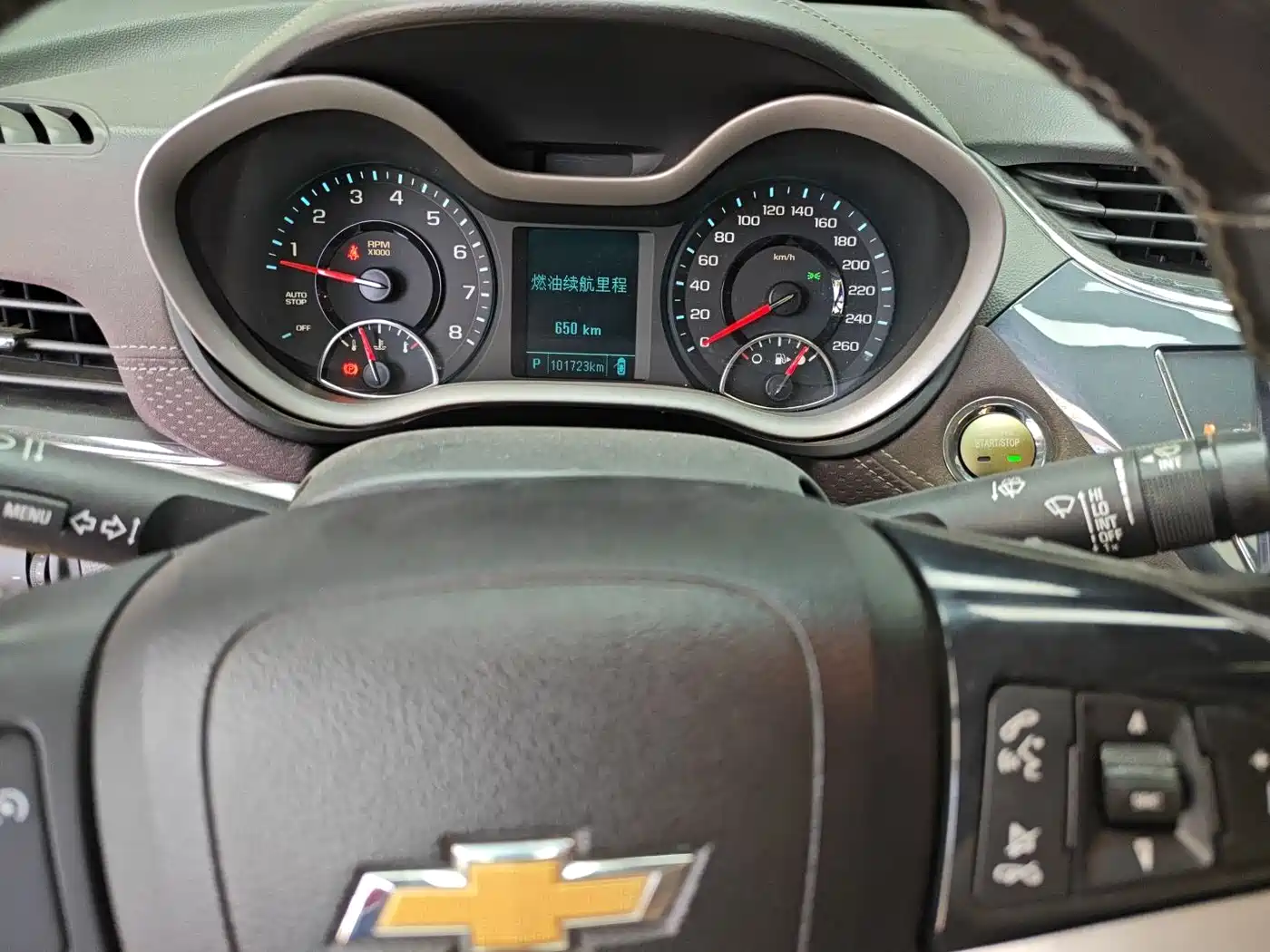 Chevrolet Malibu 2017 1.5T Automatic Luxury Edition фото 12