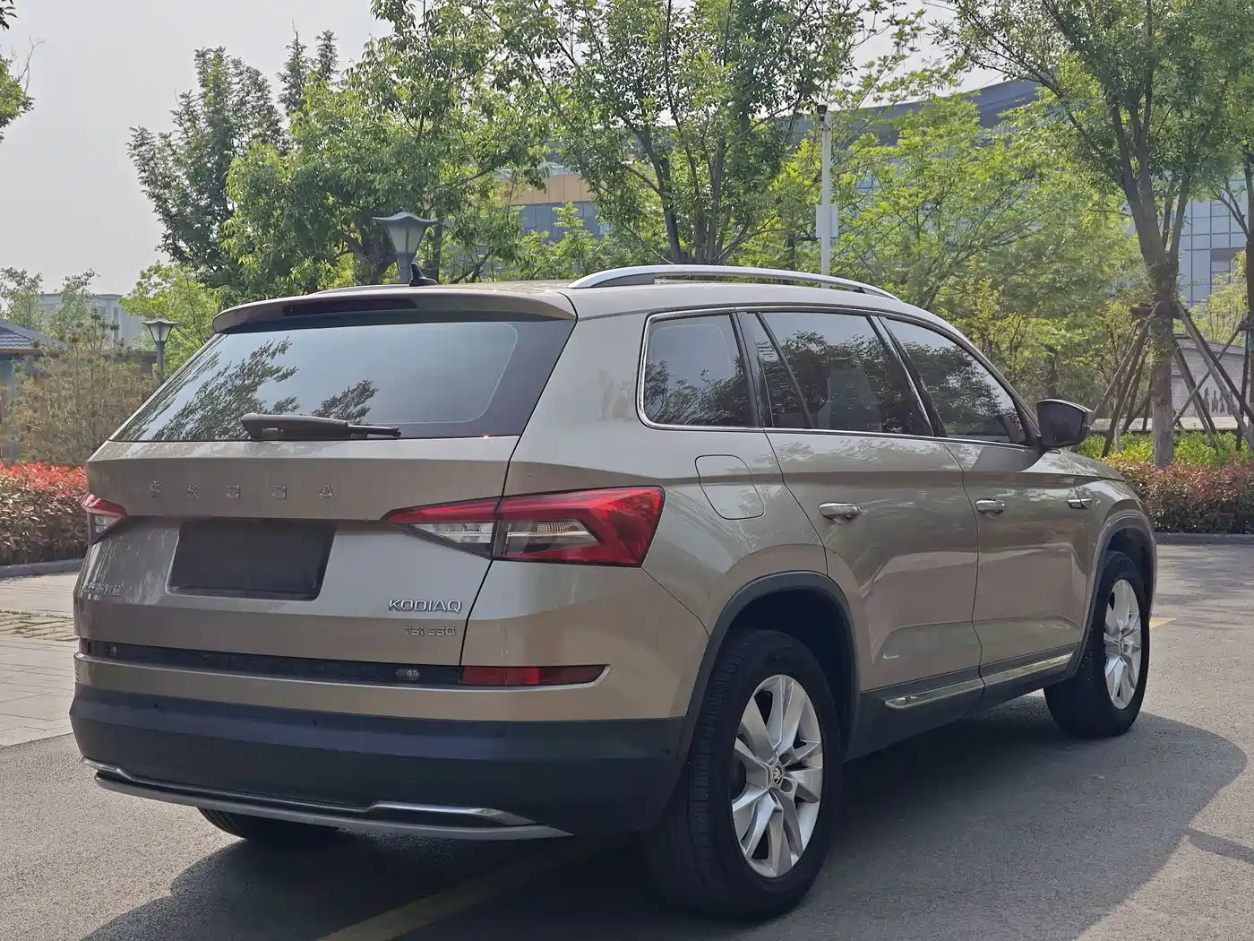 Škoda Kodiaq 2019 Facelift TSI330 5-Seater 2WD Luxury Premium Edition China V фото 5