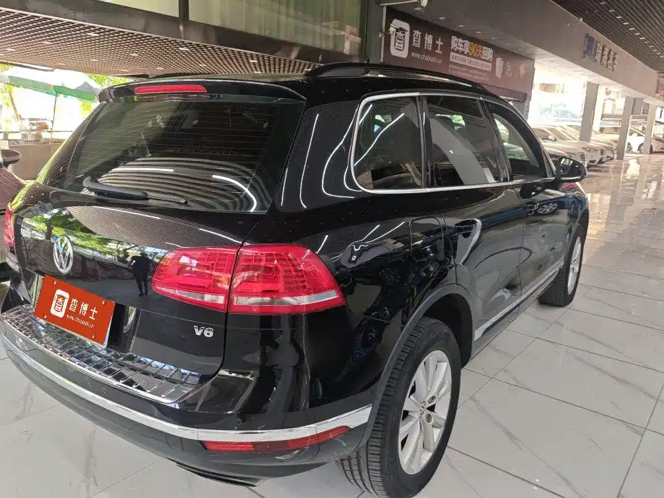 Фото 9 - Volkswagen Touareg