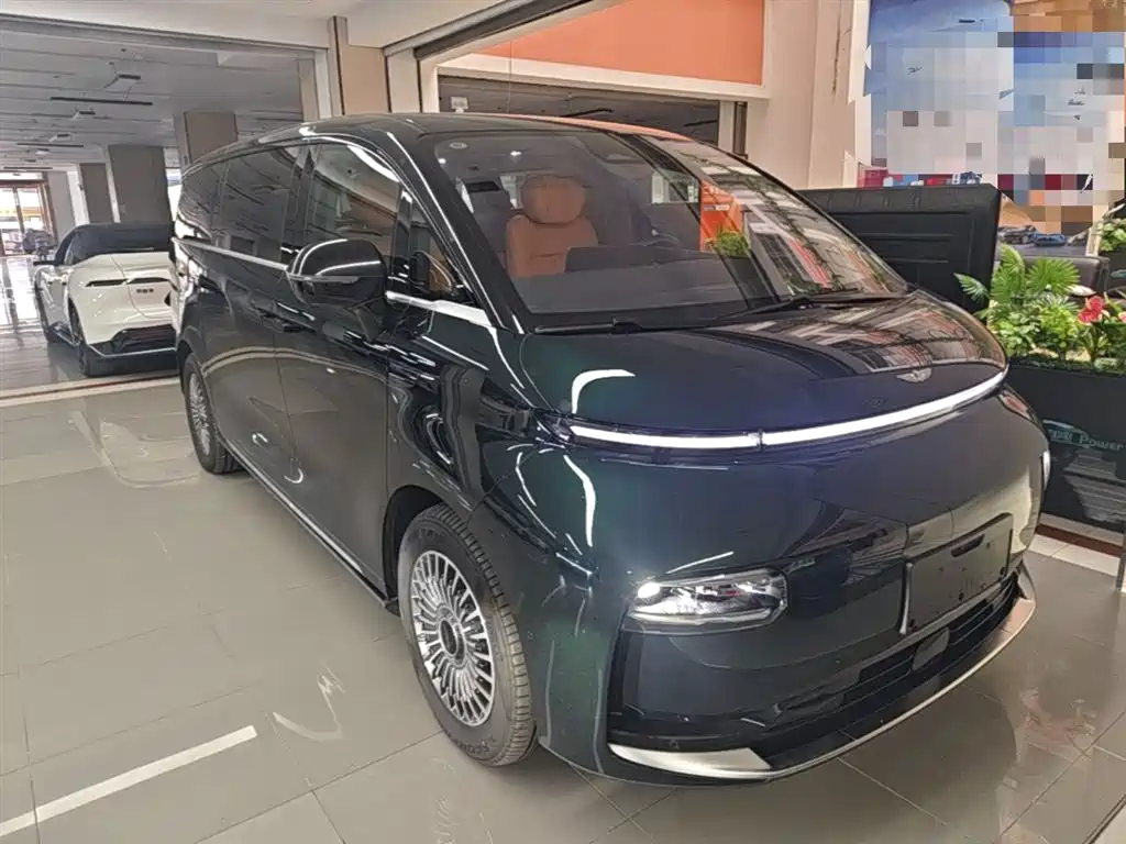 Geely Galaxy Yizhen L380 2025 Model 805km Flagship Edition AWD фото 21