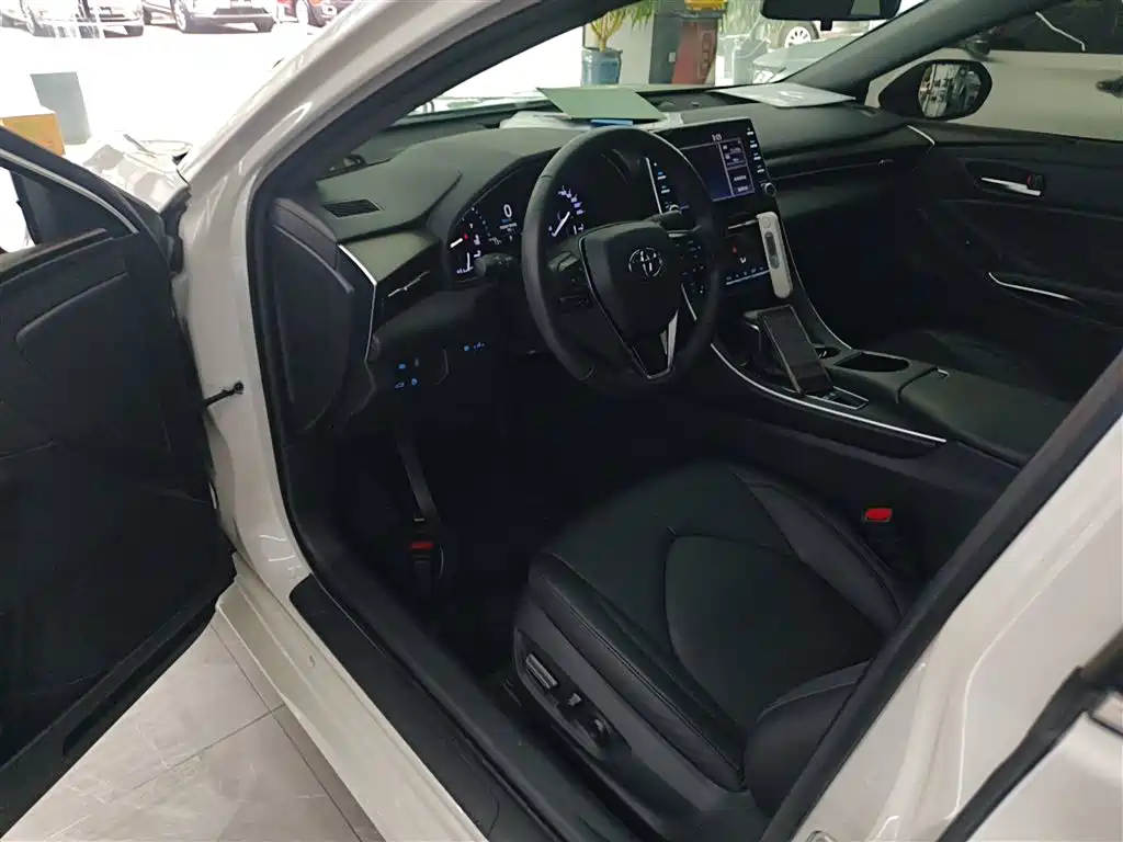 Toyota Avalon 2019 2.0L Luxury Edition (China VI) фото 12