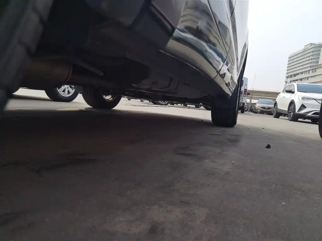Toyota Highlander 2015 2.0T FWD Elite Edition 5-seater фото 21
