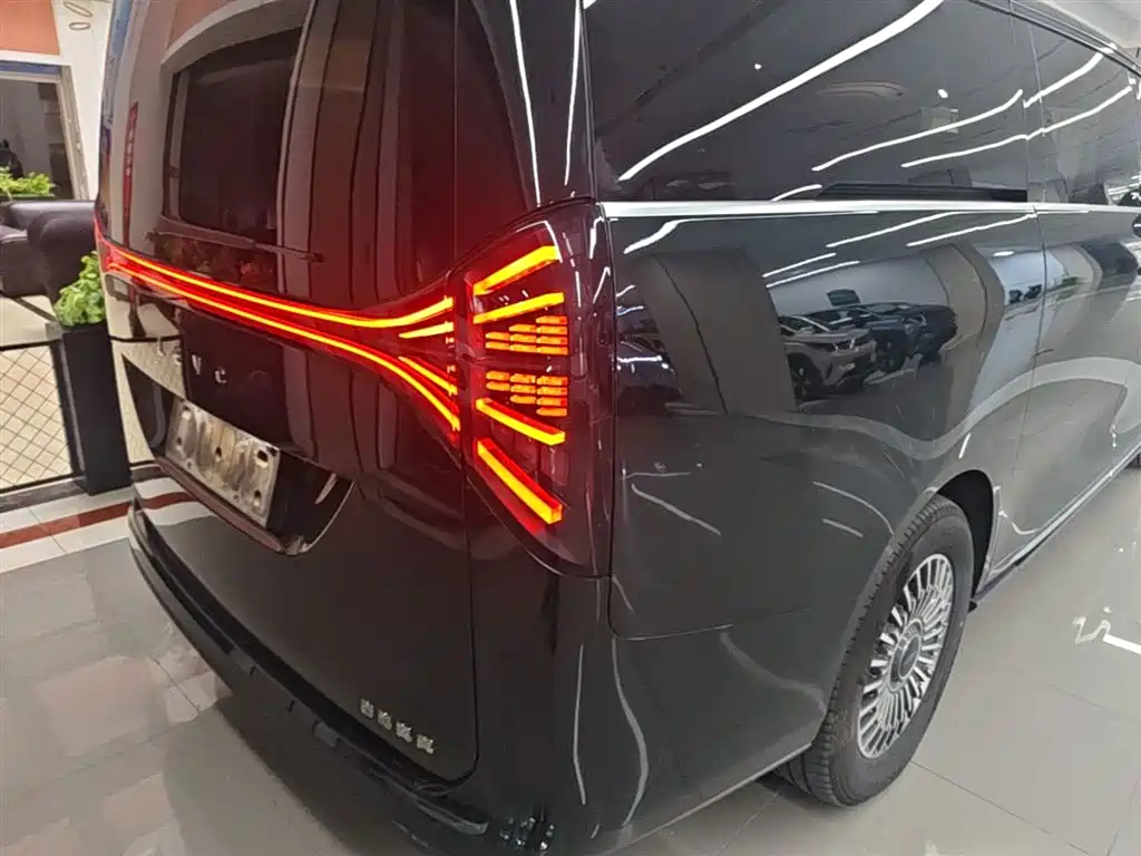 Geely Galaxy Yizhen L380 2025 Model 805km Flagship Edition AWD фото 23