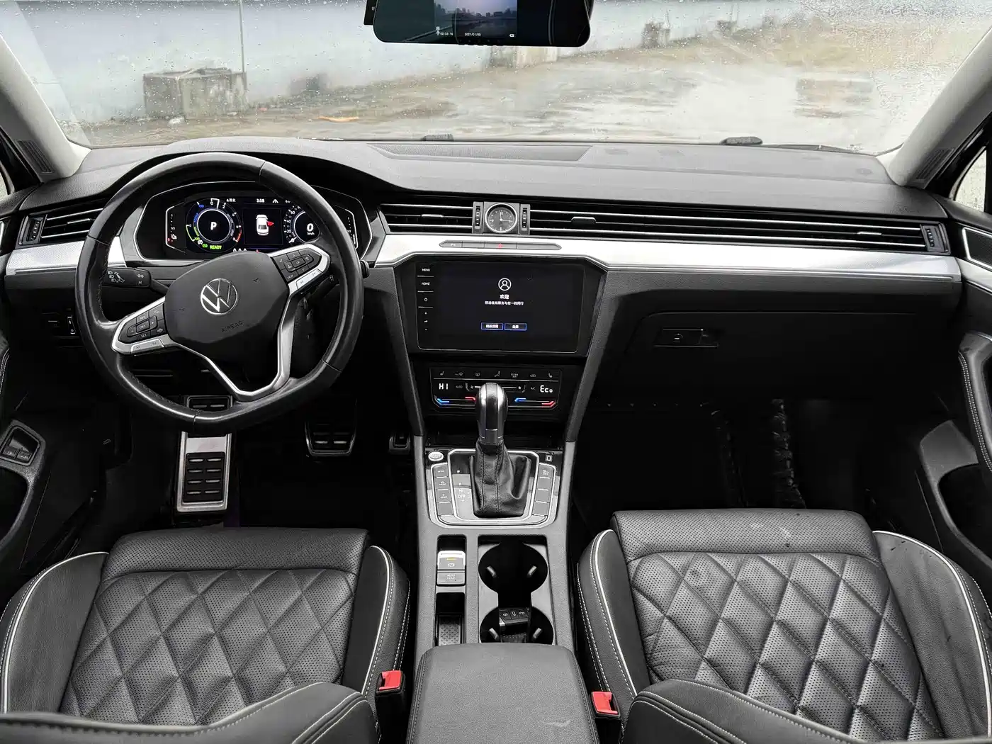 VOLKSWAGEN MAGOTAN GTE PLUG IN HYBRID