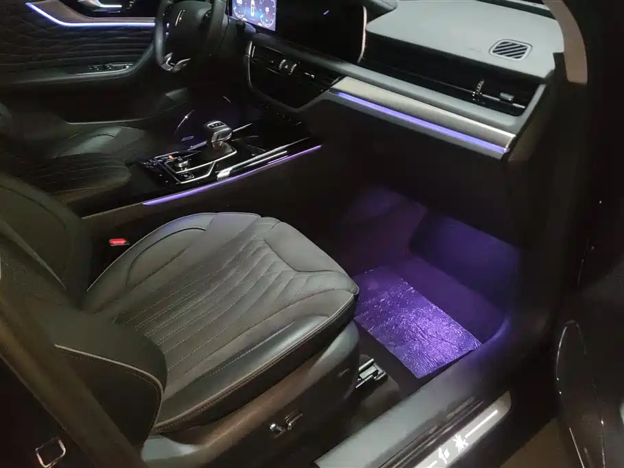 Hongqi HS5 2022 2.0T Smart Connect Flagship AWD Edition фото 8