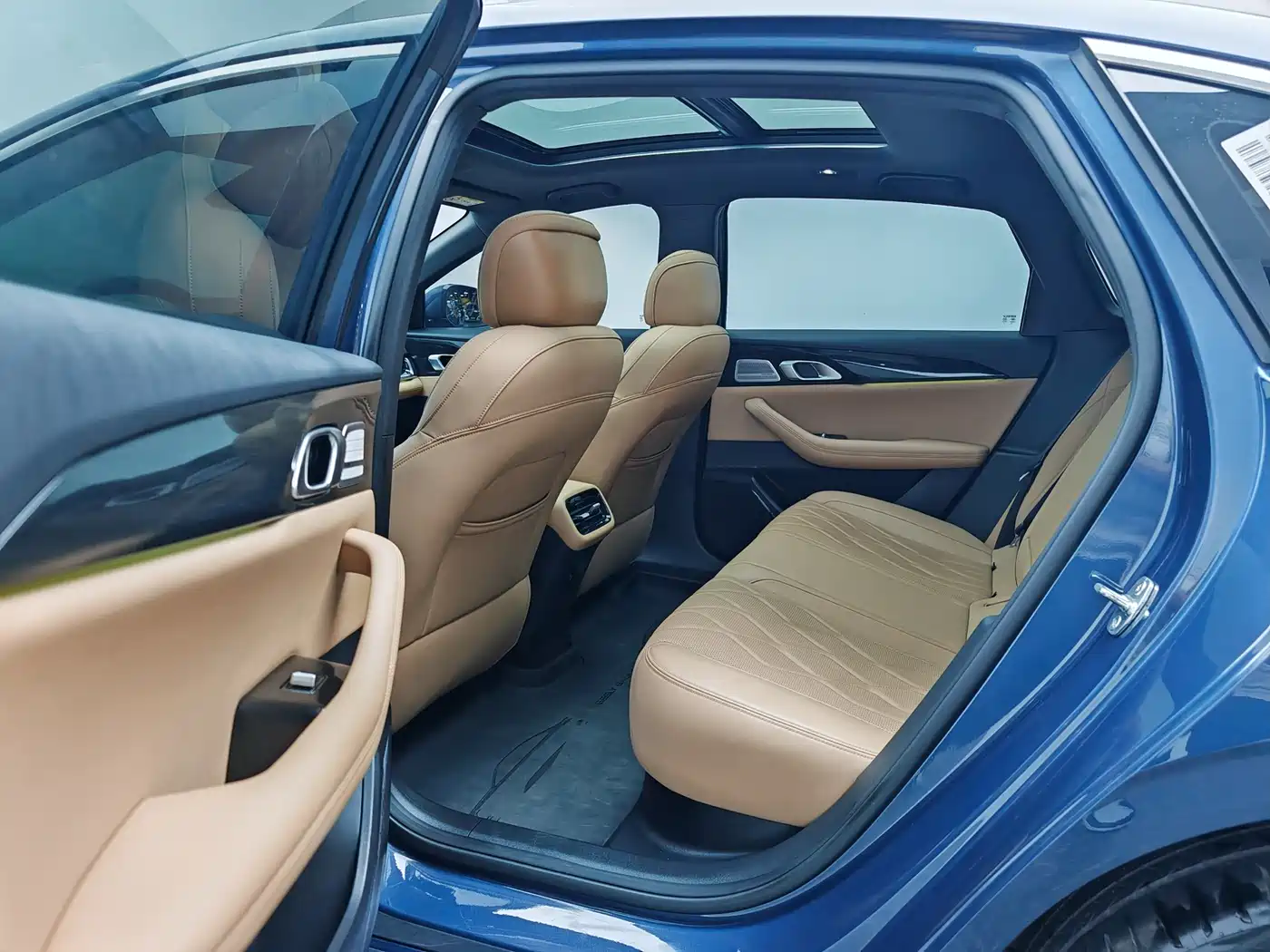 Geely Galaxy Galaxy A7 2025 EM-i фото 17