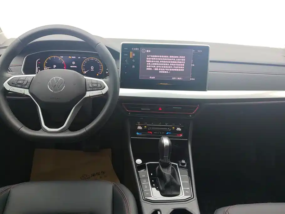 Volkswagen Lavida 2023 Model 300TSI DSG Starlight Leading Edition фото 12