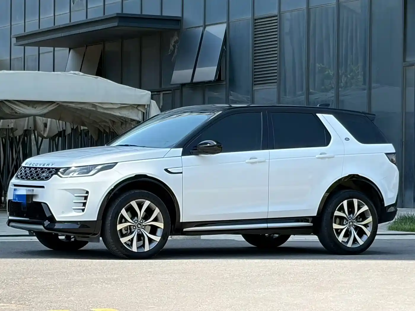 Land Rover Discovery Sport 2024 Luxury Custom Edition