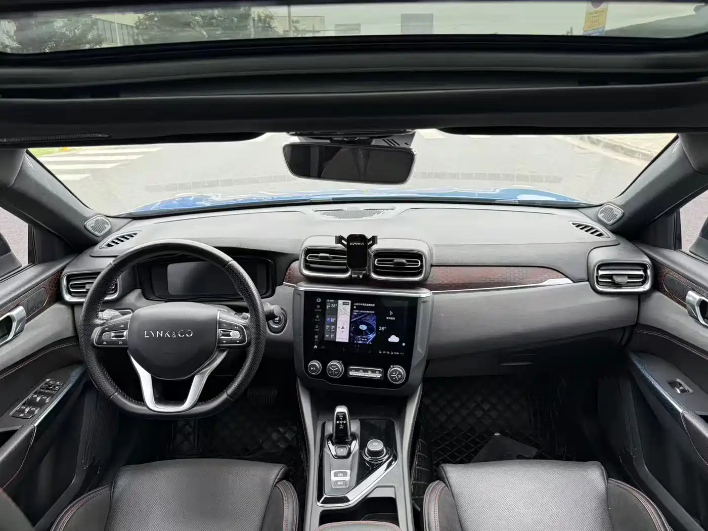 Lynk & Co 03 2018 1.5TD DCT Power Pro Version China V фото 8