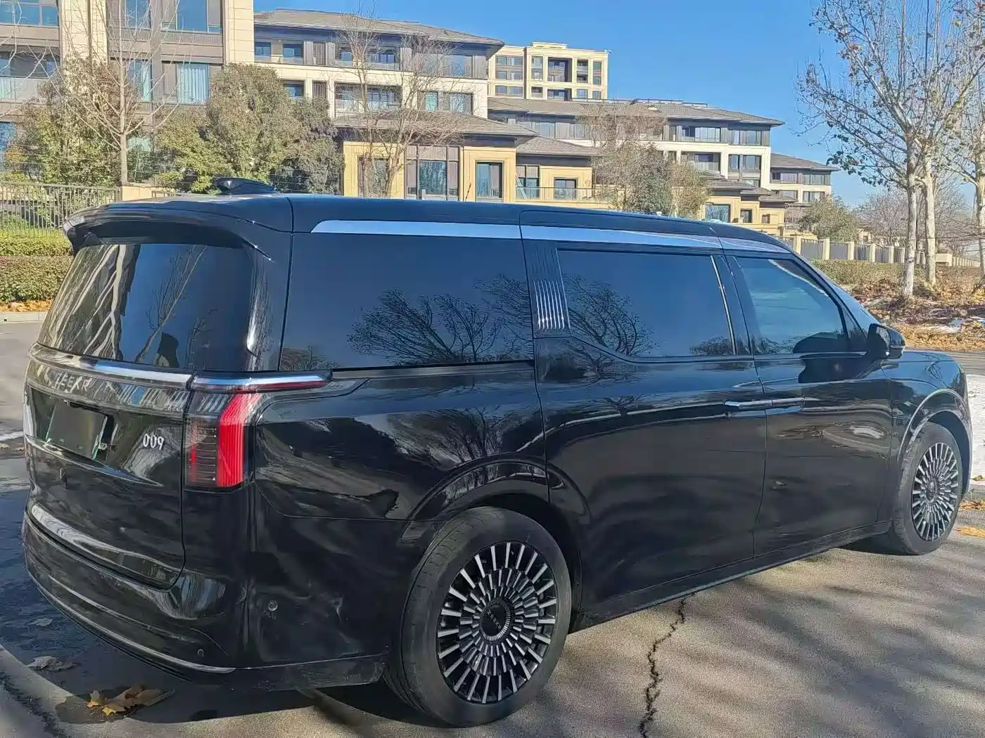 ZEEKR EXTREME KRYPTON 009