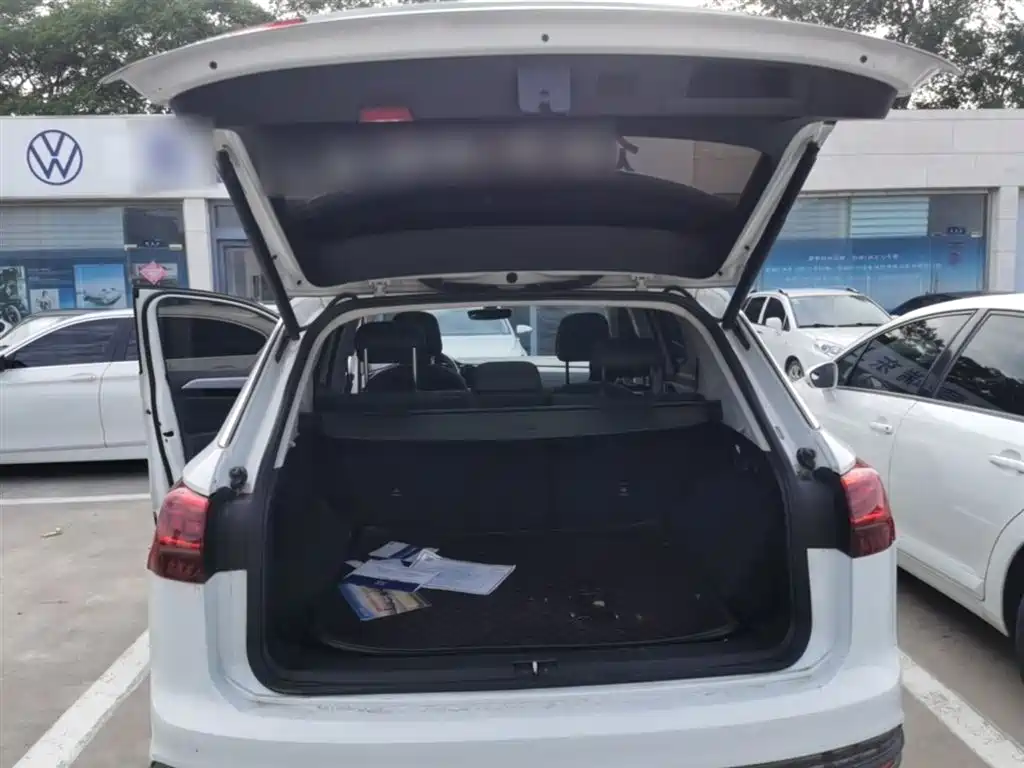 Volkswagen Tayron 2020 330TSI 2WD Luxury Smart Edition фото 19