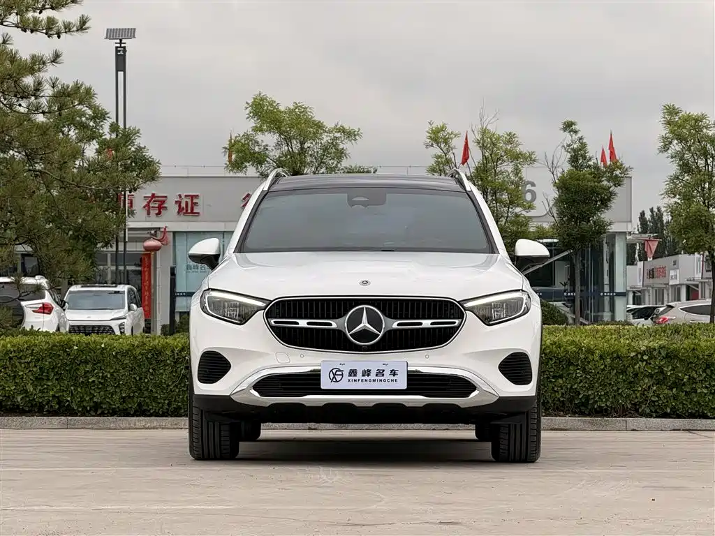 Mercedes-Benz GLC 2023 Facelift GLC 260 L 4MATIC Sport 5-Seater фото 2