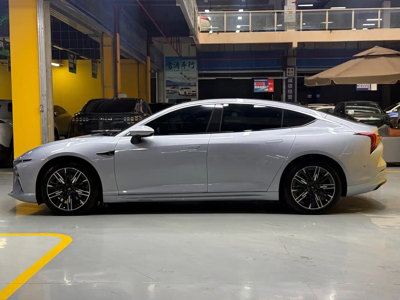Nezha Auto Nezha S 2024 2023 Model Pure Electric 520km RWD Edition