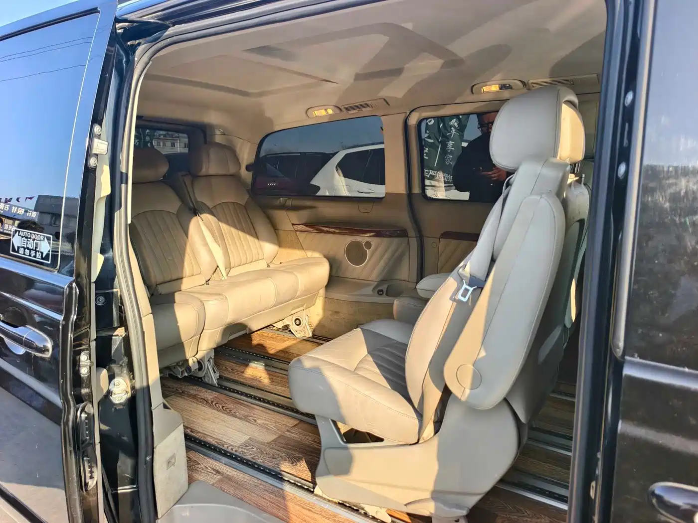 Mercedes-Benz Viano 2013 3.0L Comfort Edition фото 12