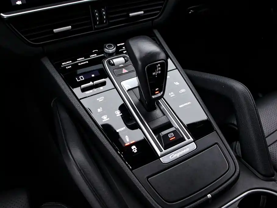 Porsche Cayenne 2019 Cayenne 3.0T фото 9