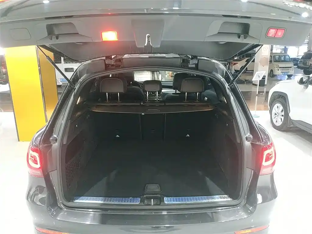 Mercedes-Benz GLC 2022 Facelift GLC 300 L 4MATIC Dynamic Collector's Edition фото 13