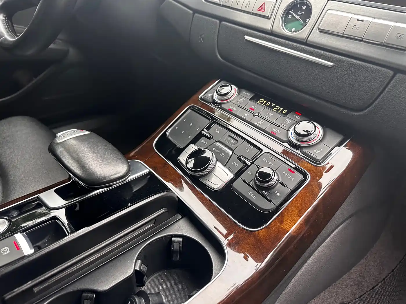 Audi A8 2016 A8L 45 TFSI quattro Comfort фото 9