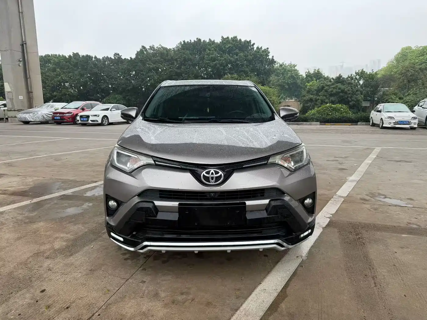 Toyota RAV4 Rongfang 2016 2.0L CVT 2WD Trend (China V) фото 2