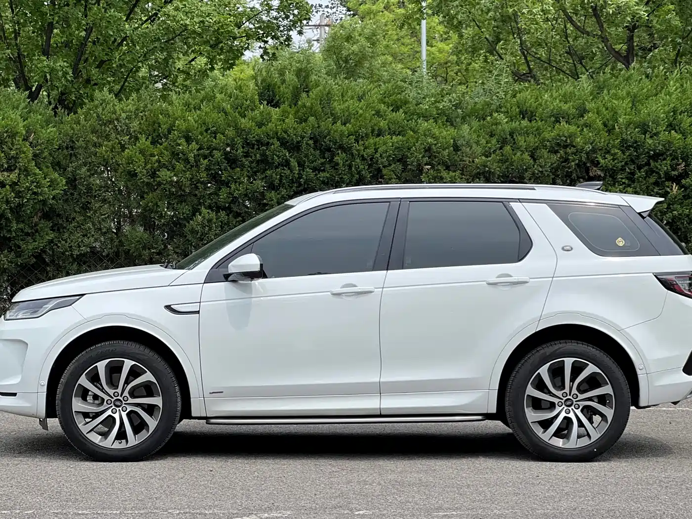 Land Rover Discovery Sport 2021 249PS R-Dynamic HSE Luxury Custom Edition фото 7