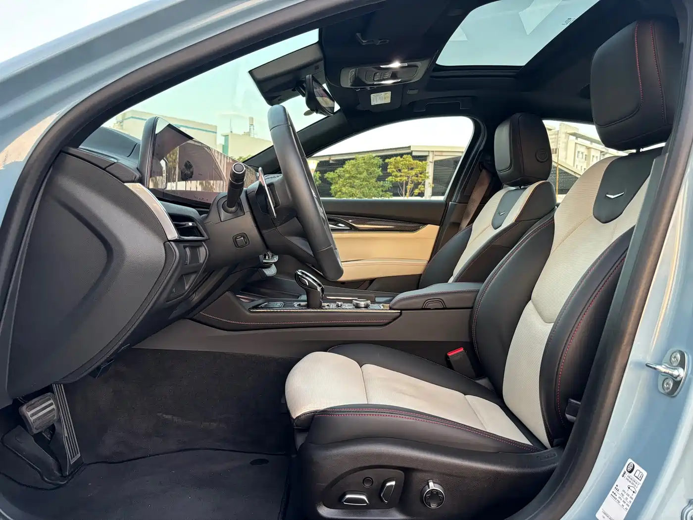 Cadillac CT5 2025 Model 28T Track Performance Edition + Peak Track Package фото 15
