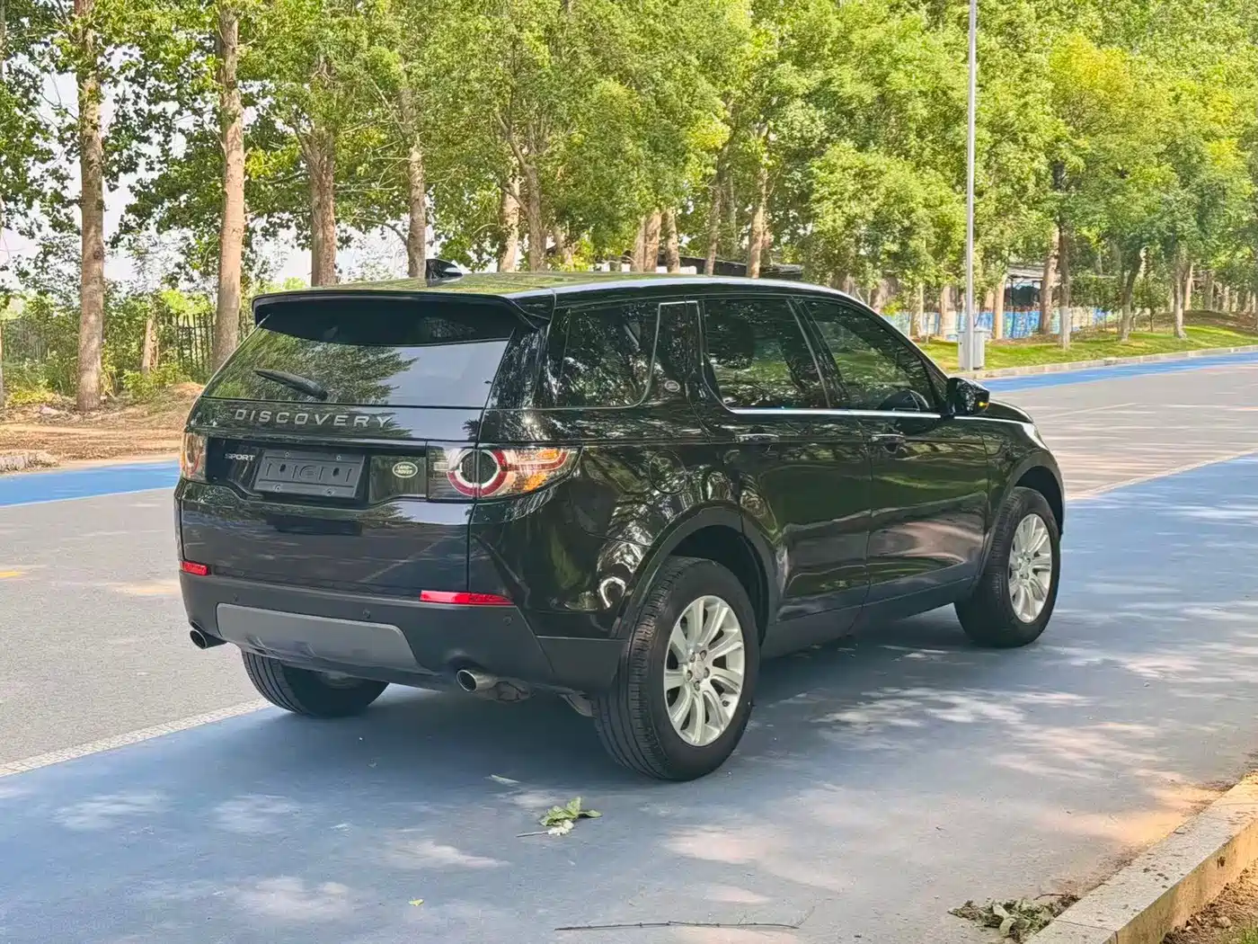 Land Rover Discovery Sport 2018 240PS SE Edition фото 17