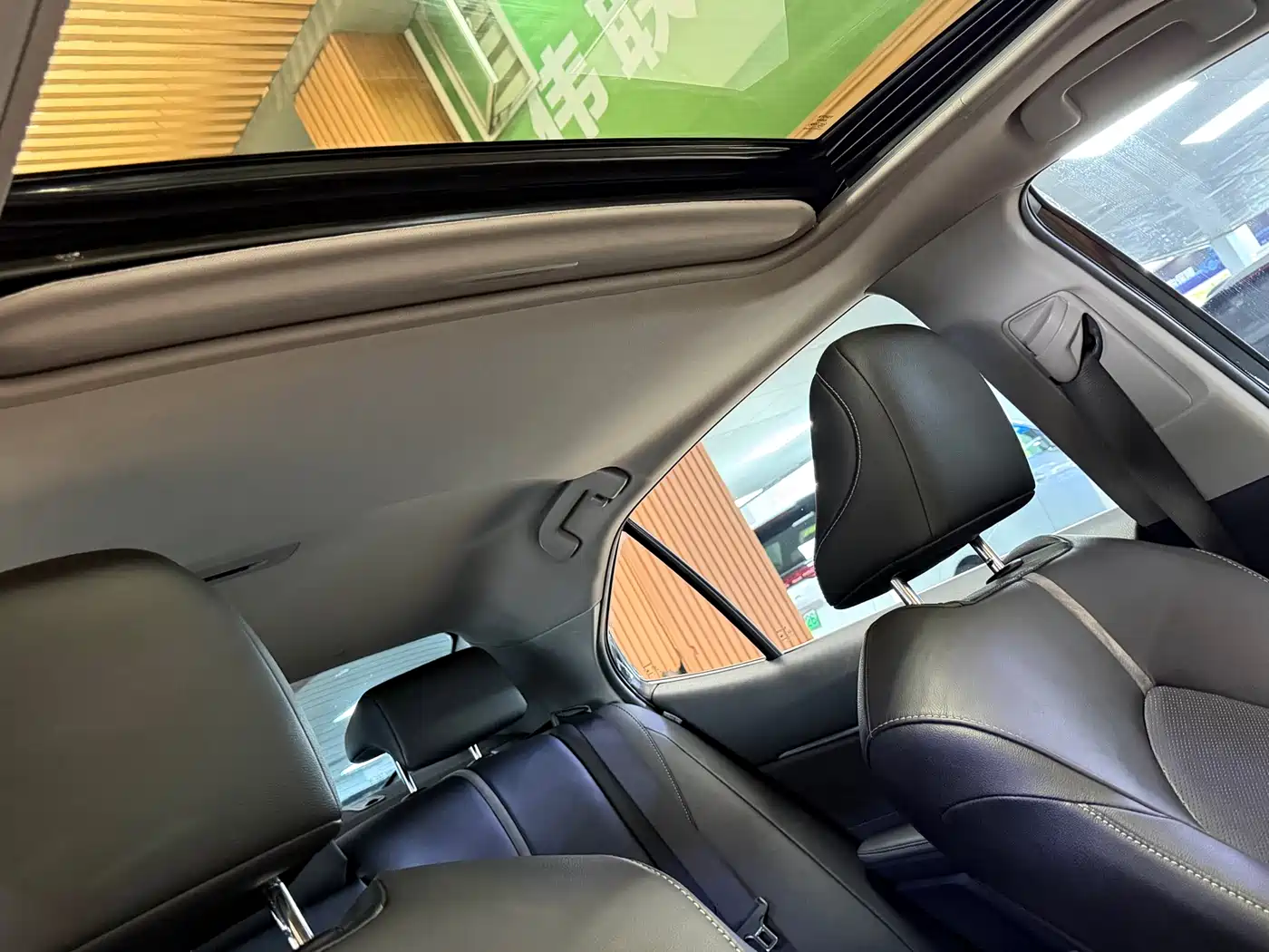 Toyota Camry 2021 2.5S Feng Shang Edition фото 15