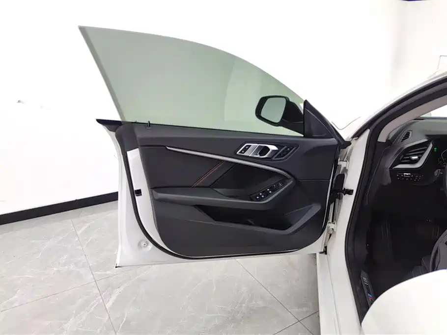 BMW 2 Series (Import) 2021 225i 4-Door Gran Coupe M Sport Package фото 7