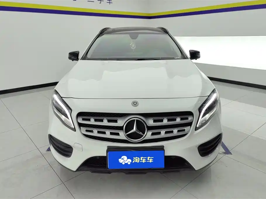 Mercedes-Benz GLA 2018 GLA 220 4MATIC Sport фото 2