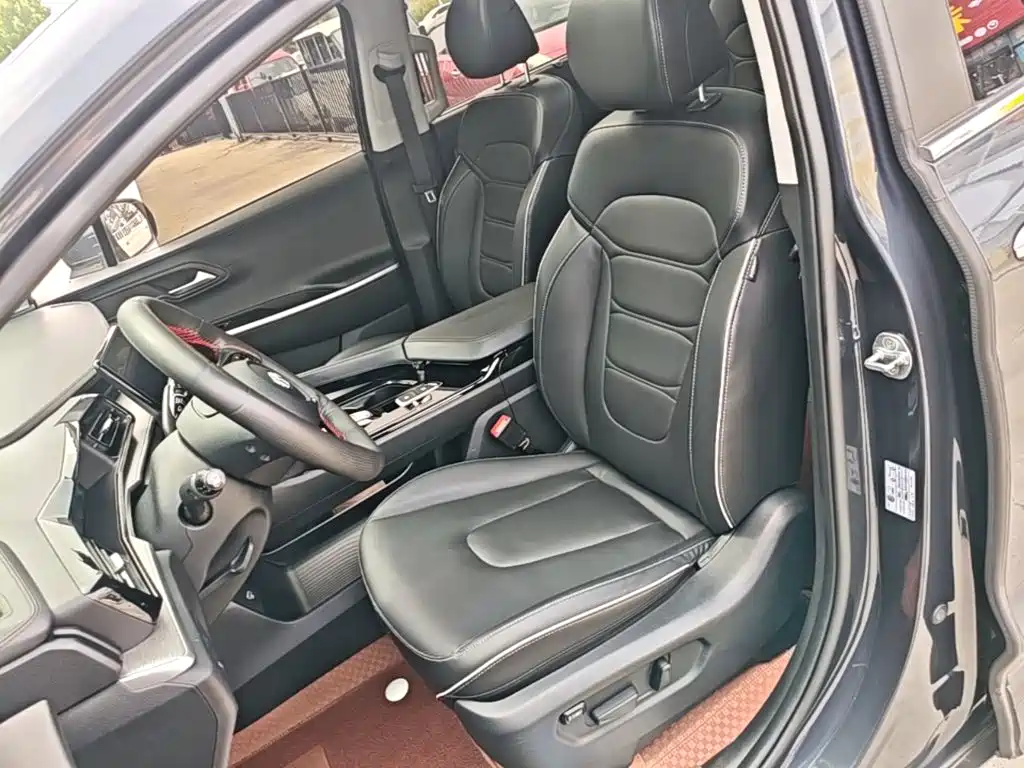 Hyundai Custo 2023 2021 270TGDi Premium LUX