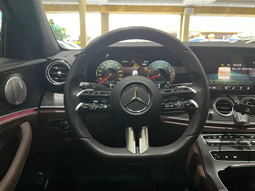 Mercedes-Benz E-Class 2022 E 300 L Sport Luxury фото 15