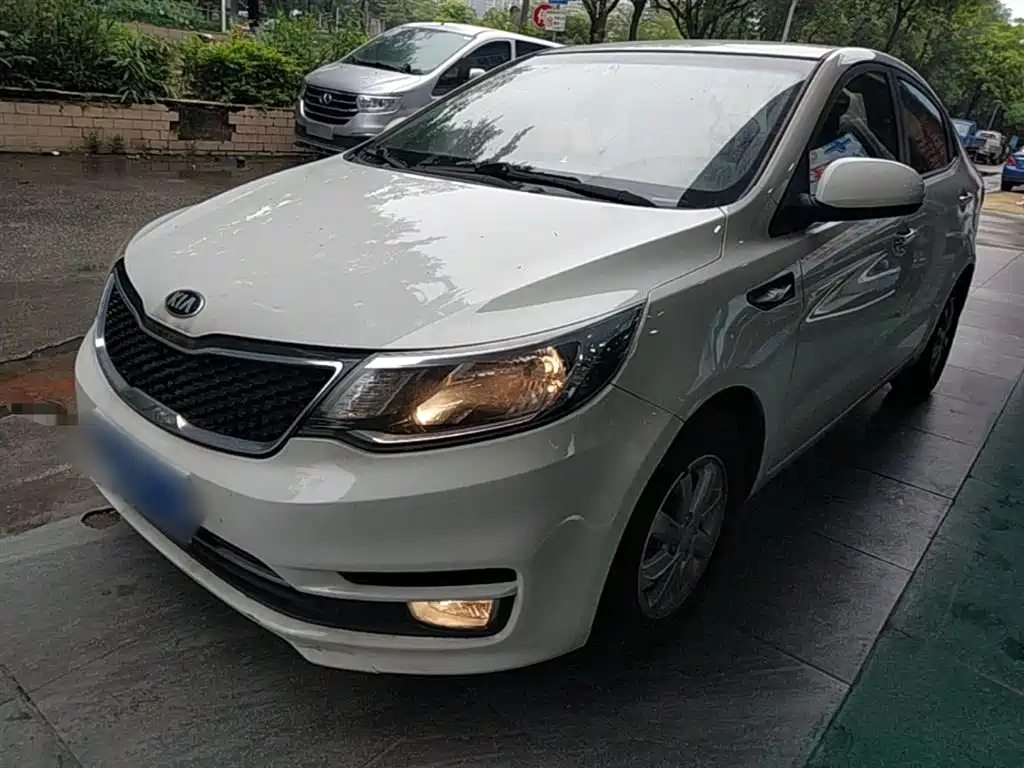 Kia K2 2015 Sedan 1.4L AT GLS фото 2